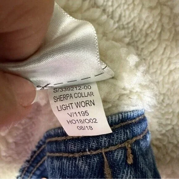 Old Navy Gender-Neutral Oversized Boyfriend Sherpa Jean Trucker Jacket Sz Large - Picture 10 of 10